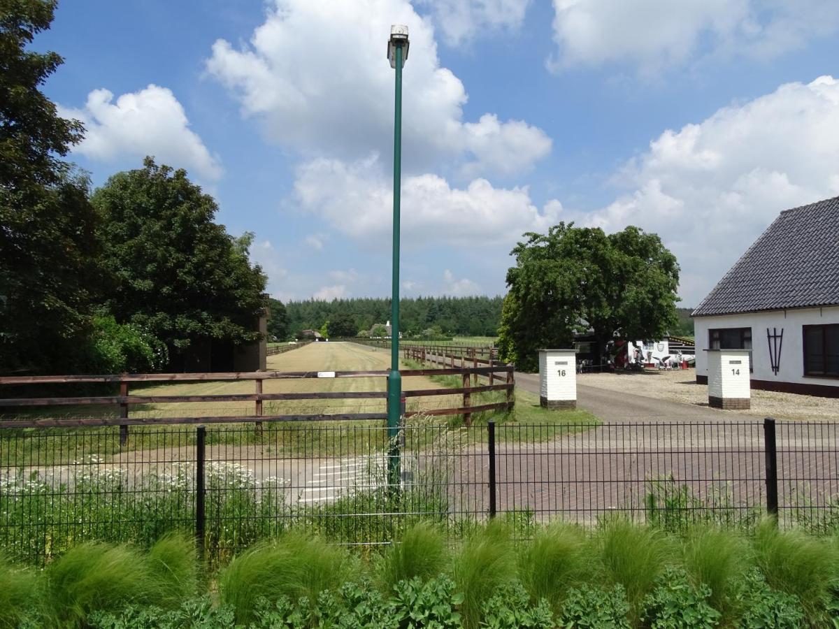 B & B De Elsterberg Elst  Екстер'єр фото